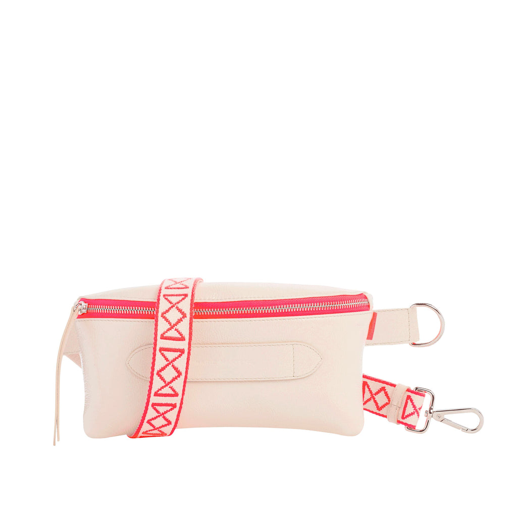 Coachella2 - Beltbag Marie Martens Cream crinkled patent leather - Pink zip neon 